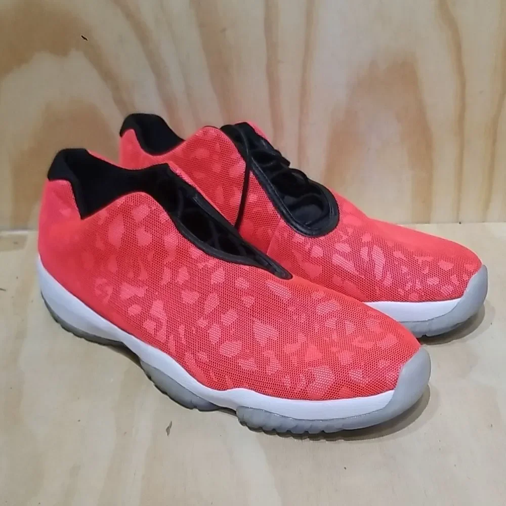 Nike Air Jordan Future Low Men Shoes  Infrared  VGC Size 13